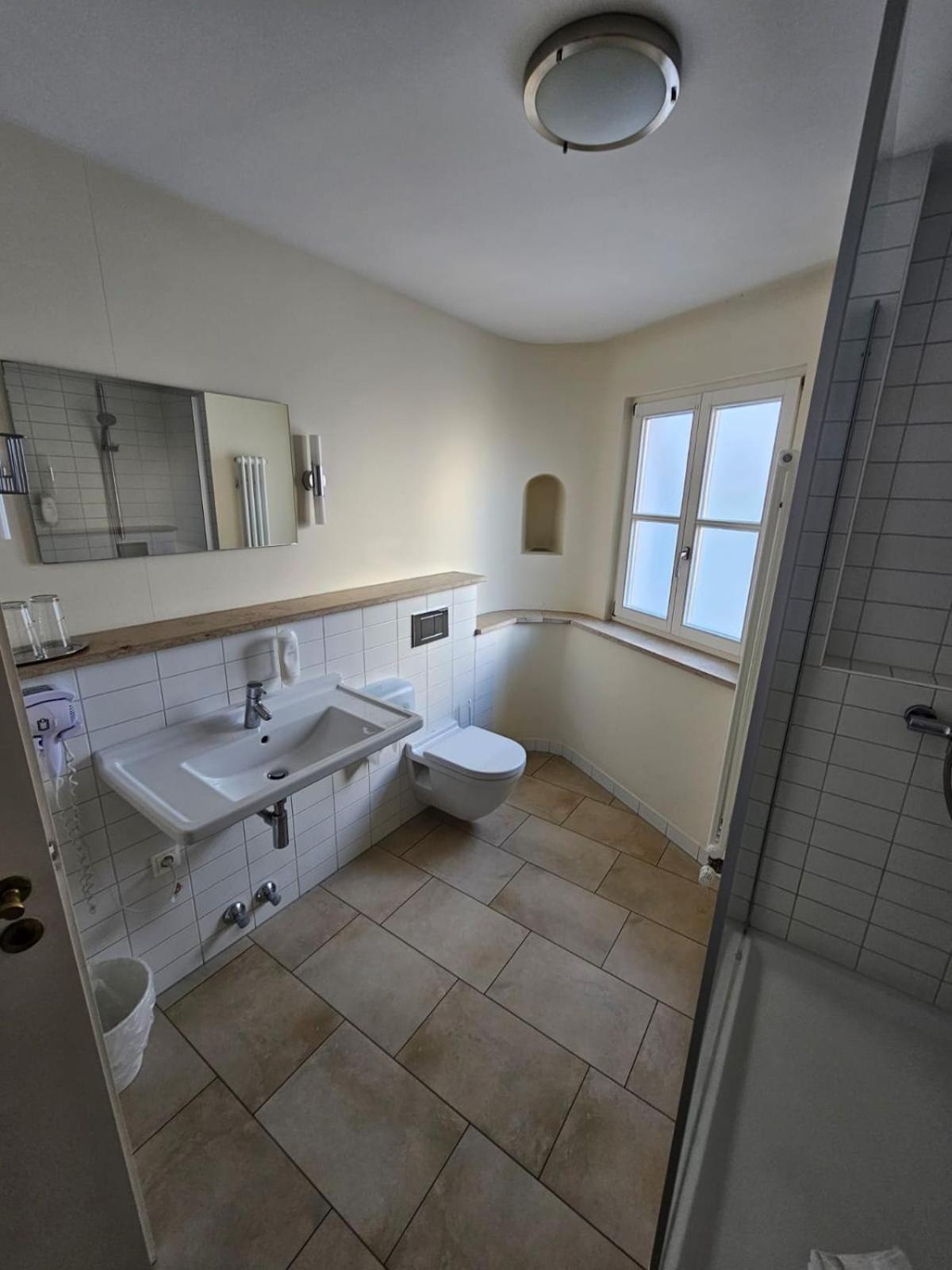 Hotel Goldene Rose Weissenburg in Bayern Luaran gambar